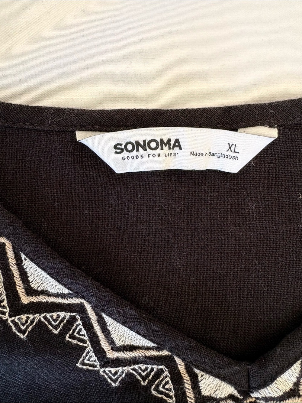 Linen Embroidered Top - Picture 5 of 7